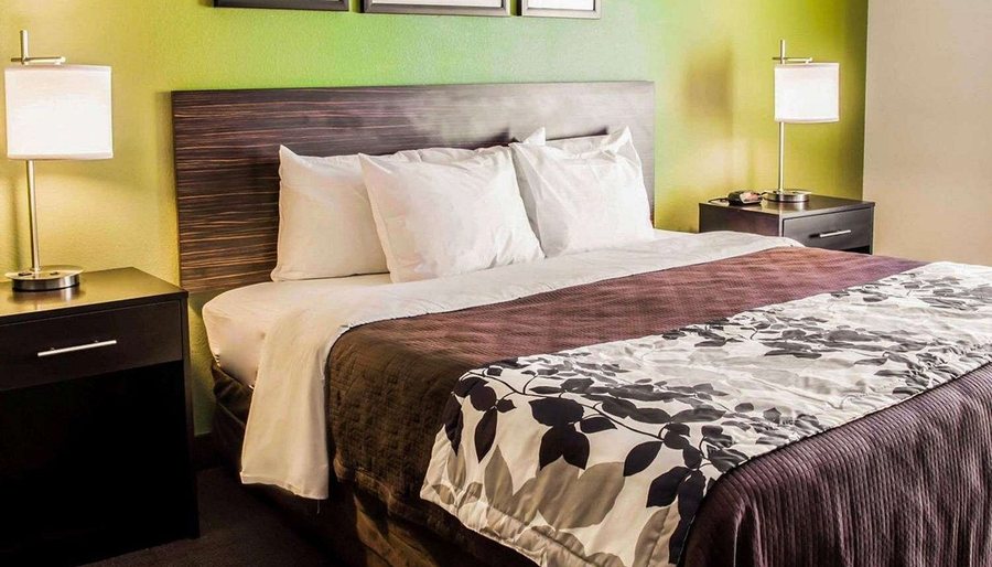 Sleep Inn — Guest room