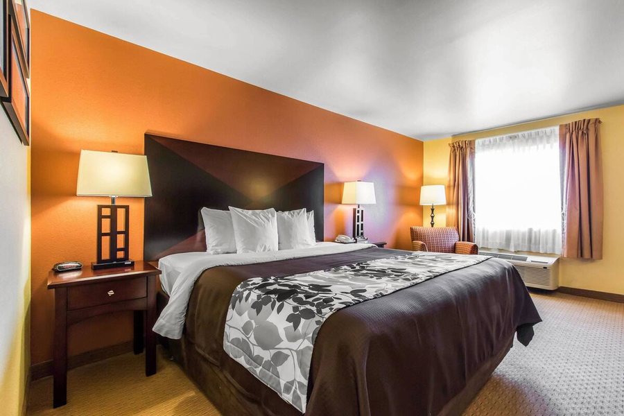 Sleep Inn Suites Huntsville Near U S Space Rocket Center — Guest room