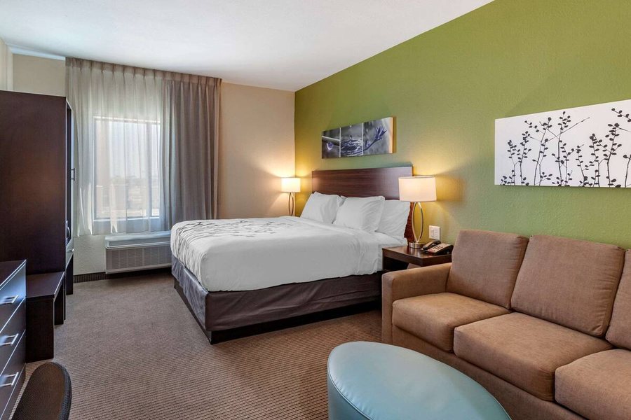 Sleep Inn Suites — Guest room