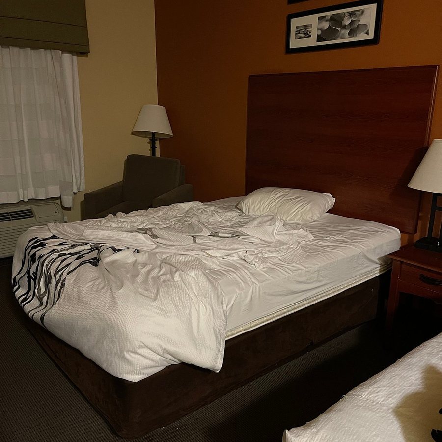 Sleep Inn Suites Tyler South — Guest room