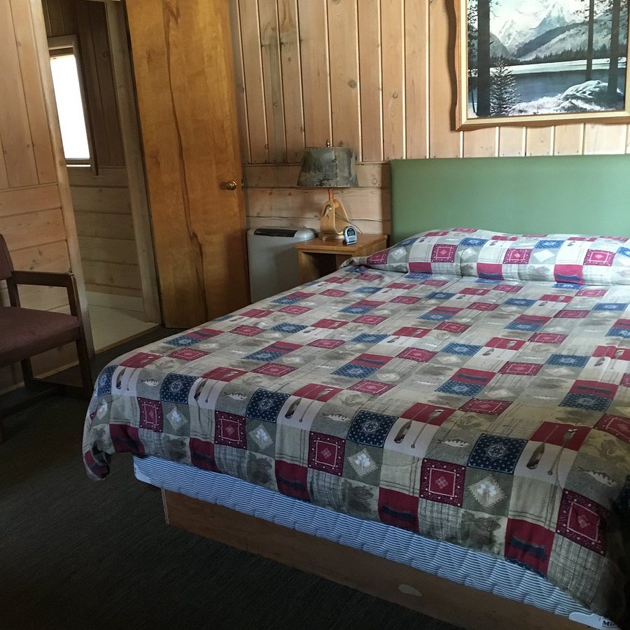 Sleepy Hollow Lodge — Guest room