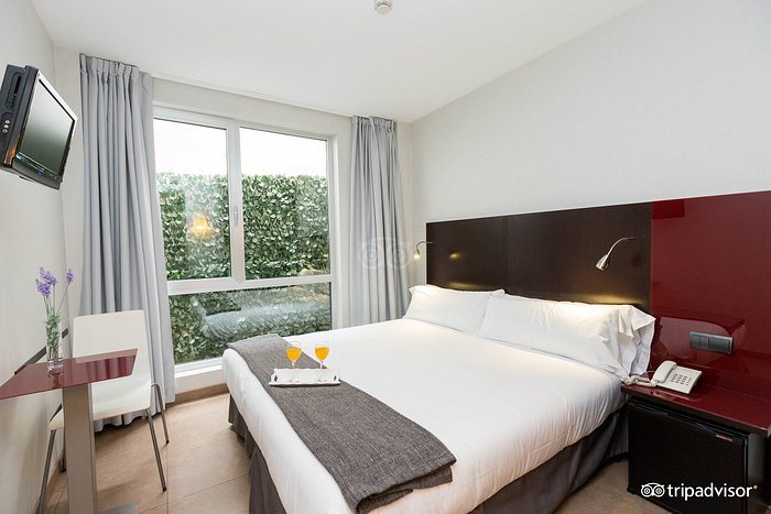 SM Hotel Sant Antoni Barcelona Catalonia — Guest room