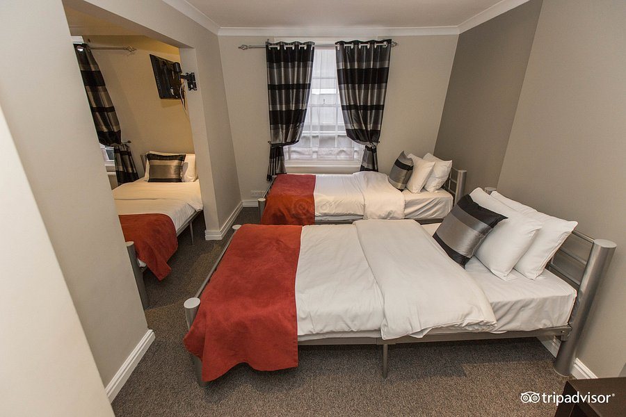 Smart Hyde Park View — Guest room