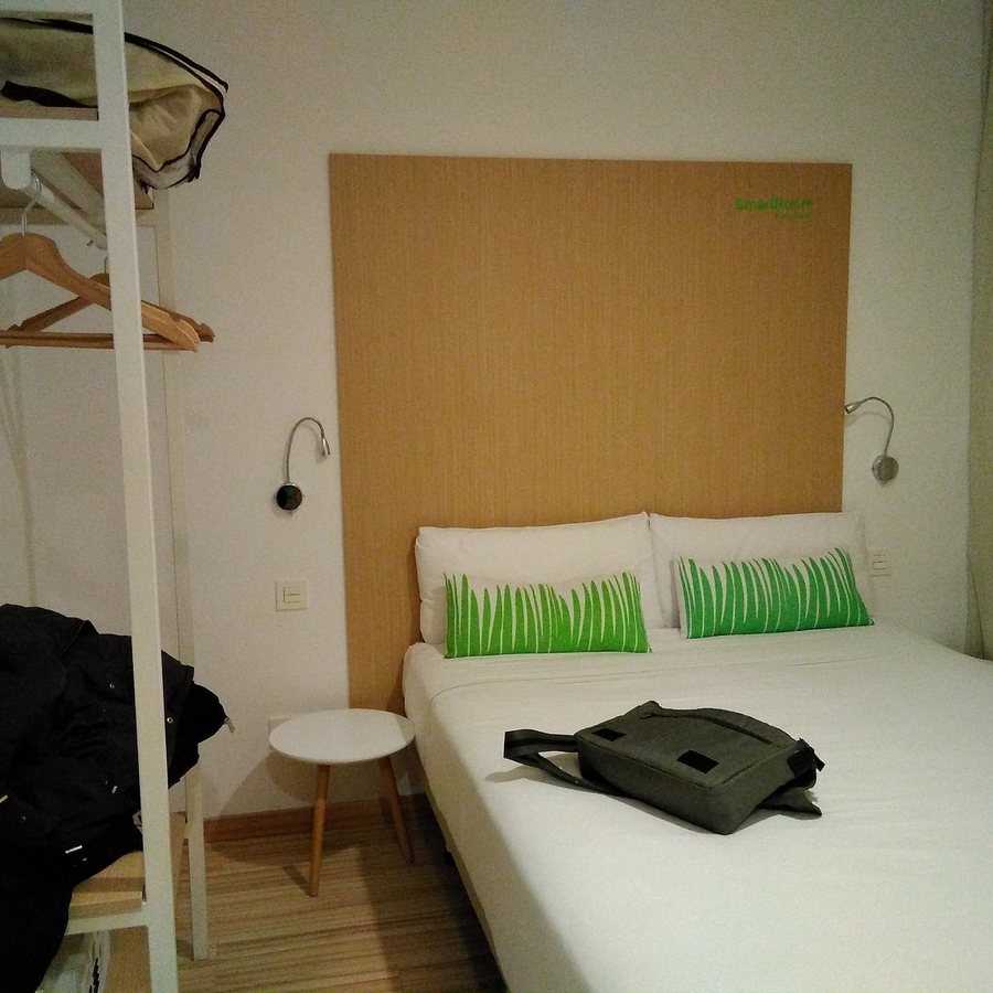 SmartRoom Barcelona Barcelona Catalonia — Guest room