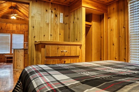 Smoky Bear Campground RV Park — Guest room