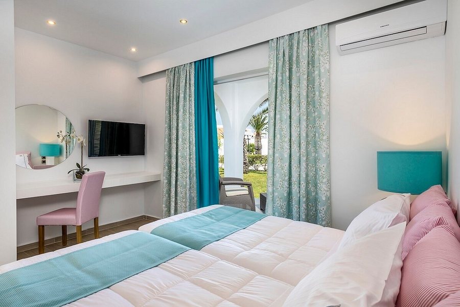 Smy Kos Beach Splash — Guest room