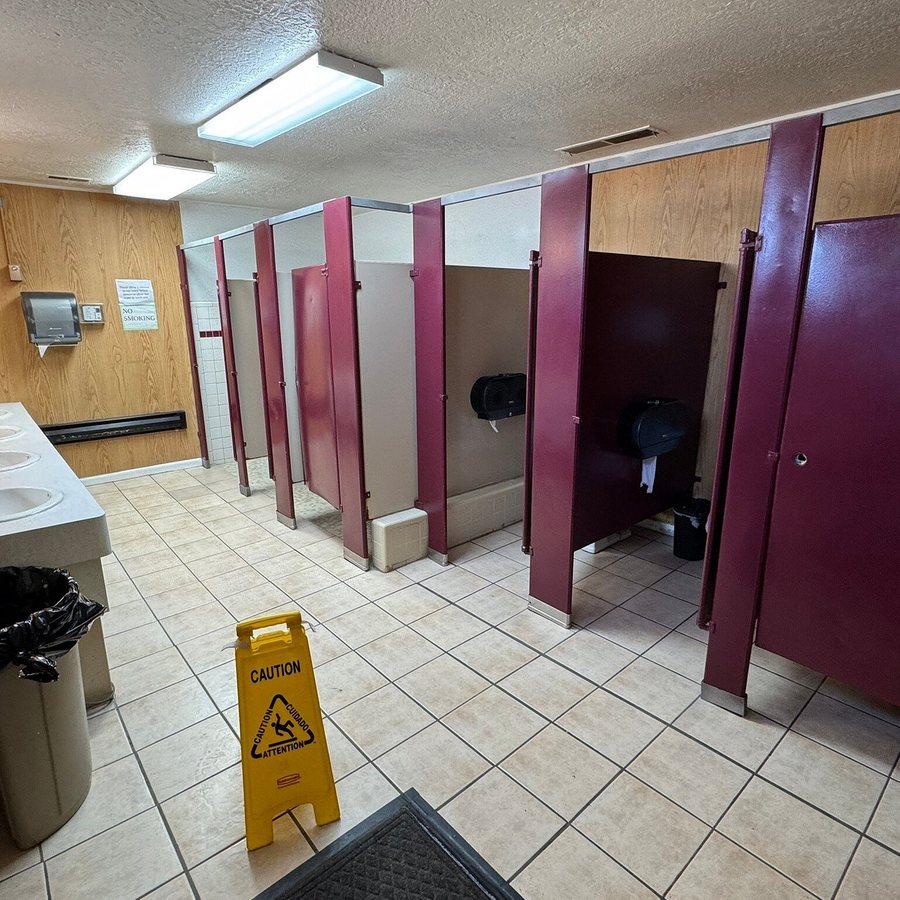 Snake River RV Park Campground — Bathroom