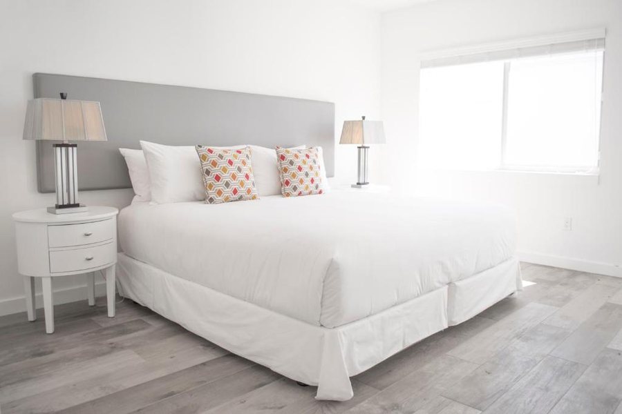 SoBe Hostel Miami Beach Florida — Guest room