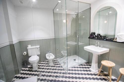 Soho Boutique Congreso — Bathroom