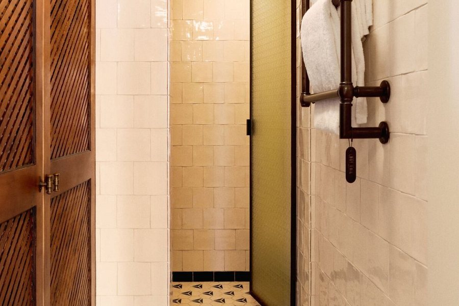 Soho House Barcelona — Bathroom