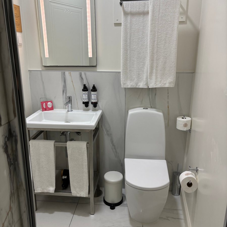 Solar dos Mouros — Bathroom