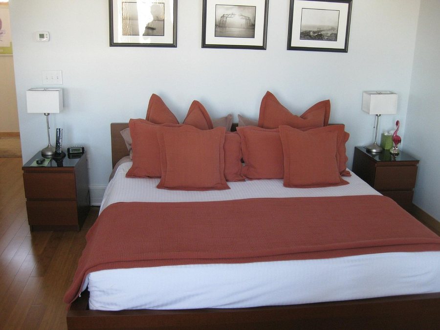Solglimt Bed Breakfast at Canal Park — Guest room