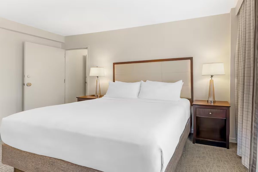Sonesta Atlanta Airport North — Guest room