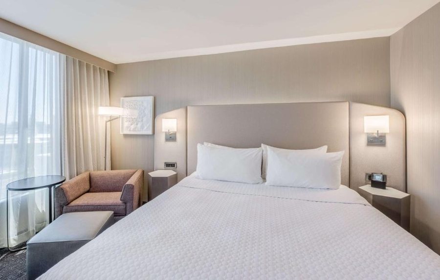 Sonesta Denver Downtown — Guest room