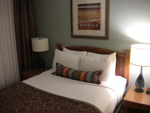 Sonesta ES Suites Portland Vancouver 41st Street — Guest room