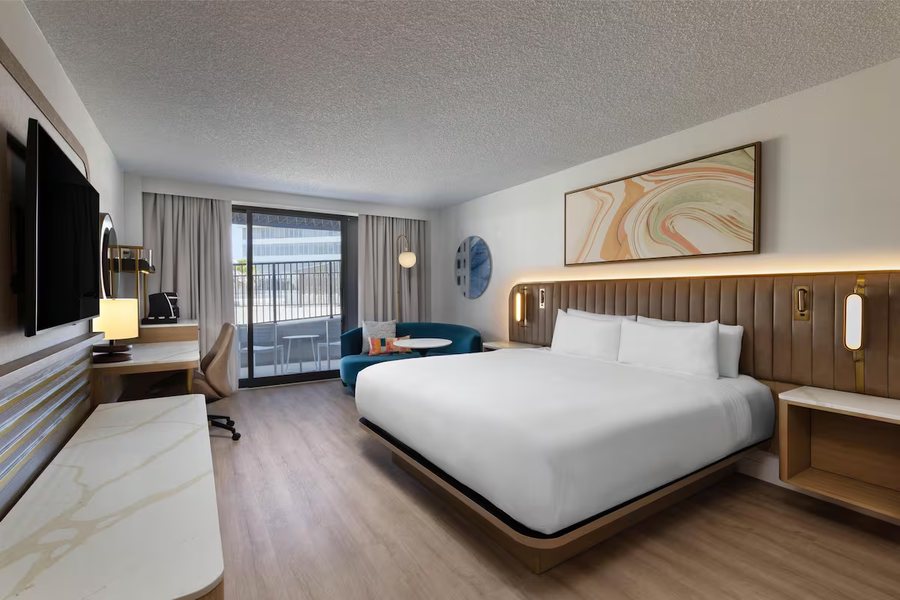 Sonesta Miami Airport Miami Florida — Guest room