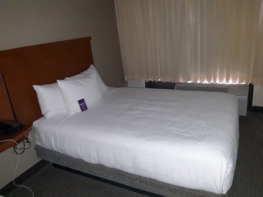 Sonesta Select Austin North — Guest room