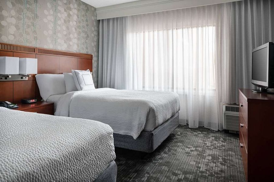 Sonesta Select Indianapolis Carmel — Guest room