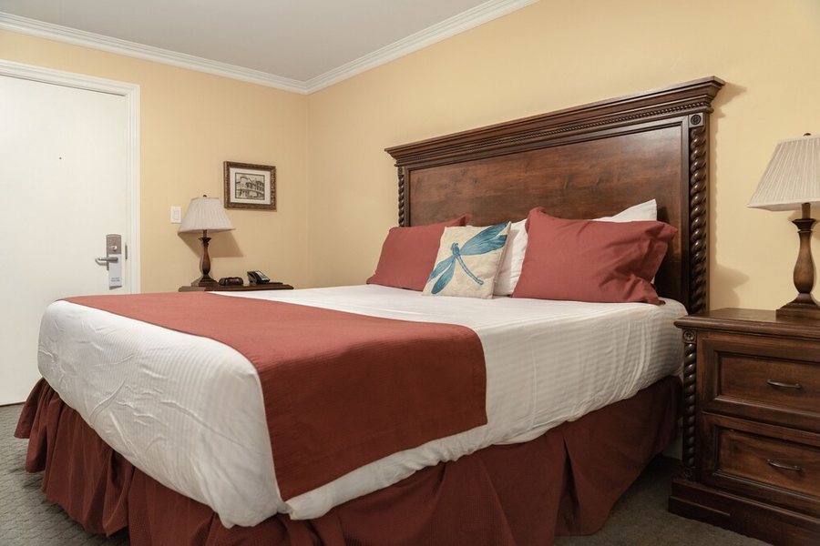 Sonora Inn — Guest room