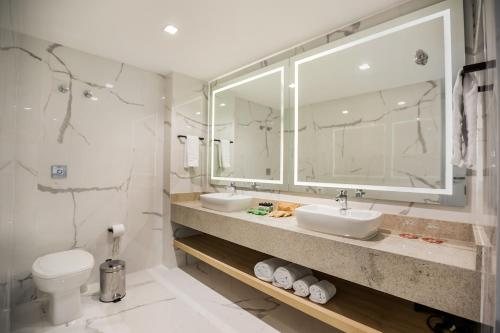 Sooz Hotel Collection — Bathroom
