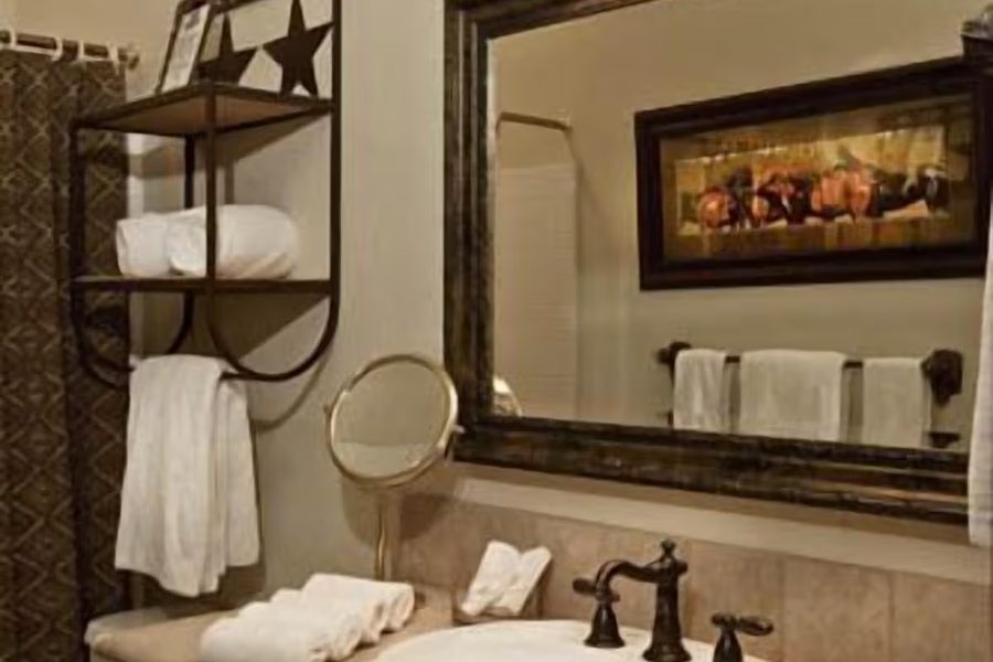 Sorrel River Ranch Resort And Spa — Bathroom