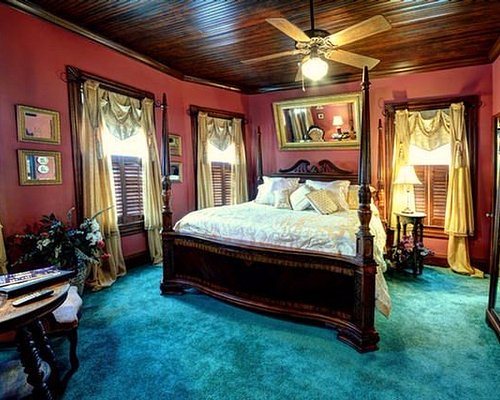 South Eden Boutique Hotel — Guest room