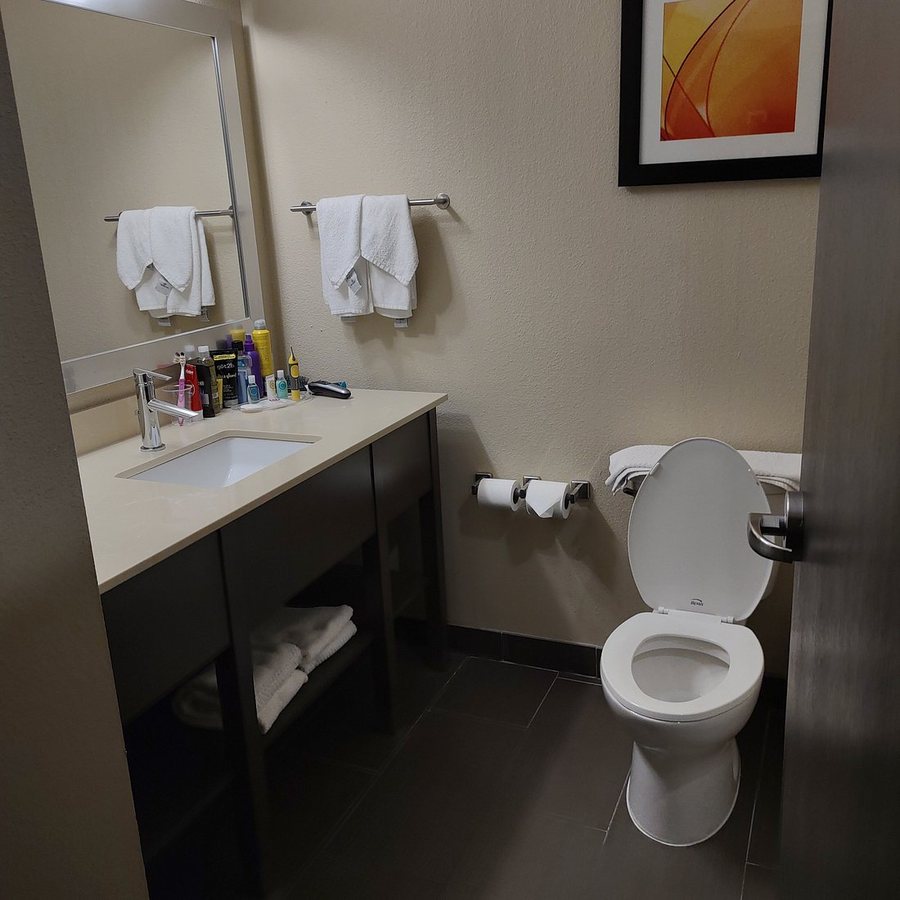 South Main RV Park — Bathroom
