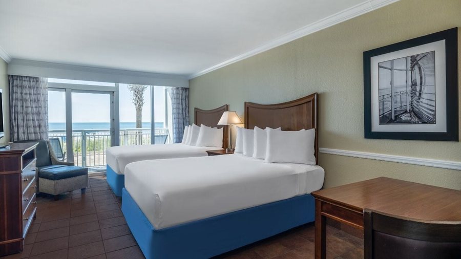 South Wind On The Ocean — Guest room