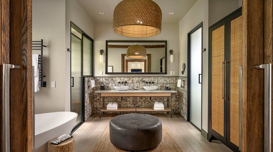 Southall Farm Inn — Bathroom