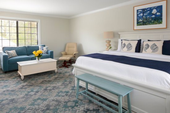 Southampton Inn — Guest room