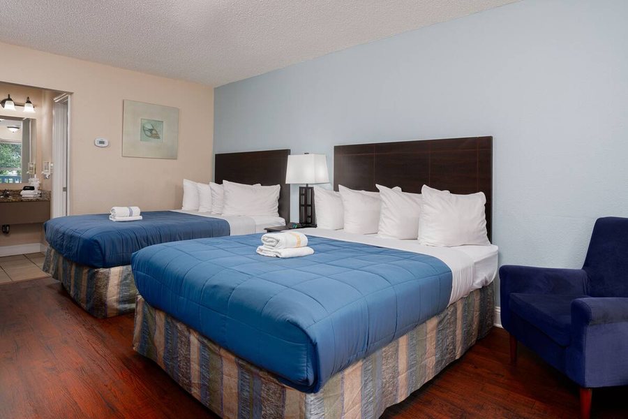 Southern Oaks Inn — Guest room