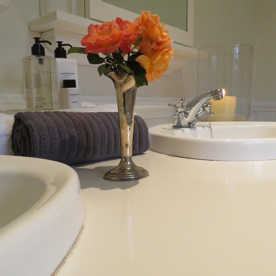 Southey House — Bathroom