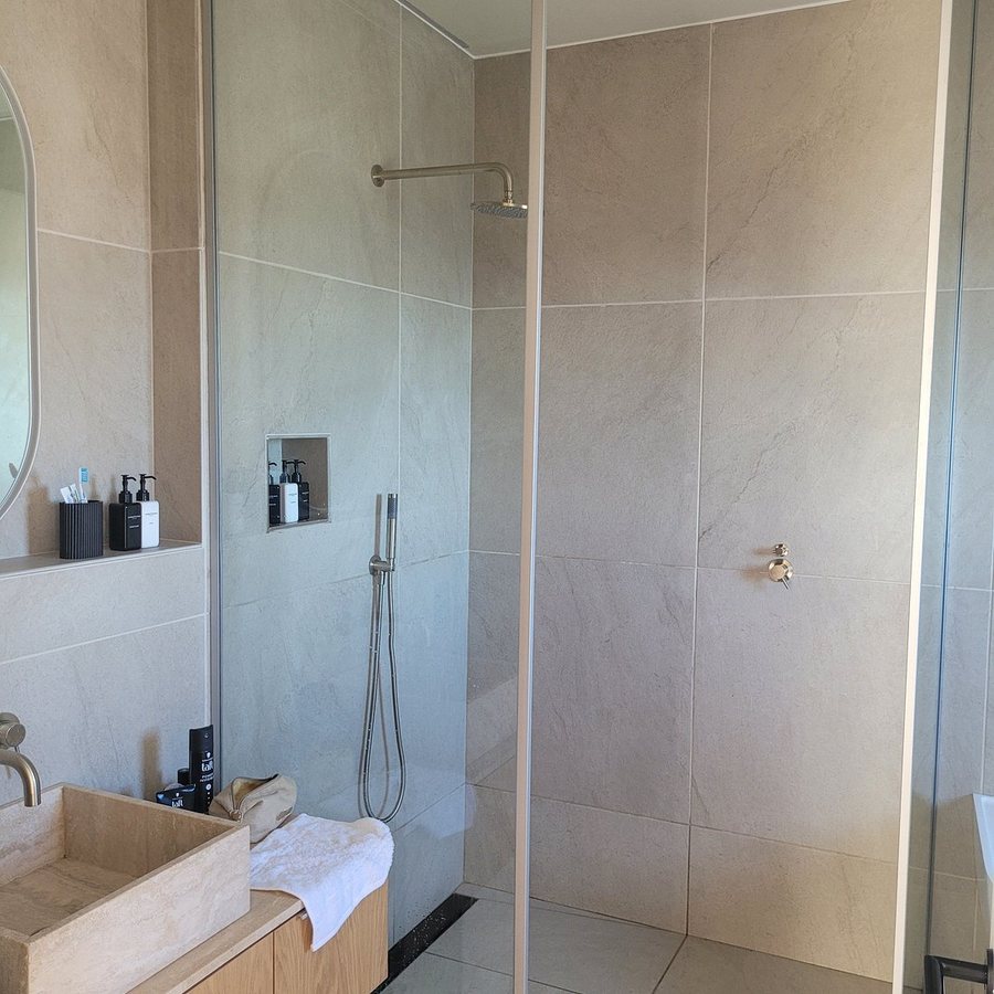 Sovn Experience lifestyle Camps Bay Western Cape — Bathroom