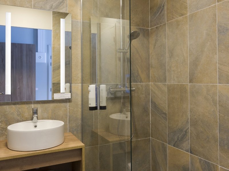 SOWELL Hotels l Alpe Blanche — Bathroom