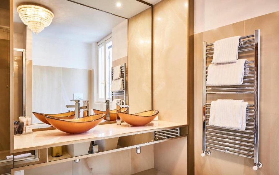 Spagna Royal Suite Rome — Bathroom