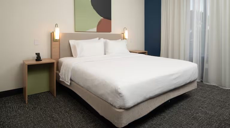 Spark by Hilton Amarillo East — Guest room