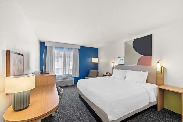 Spark By Hilton Killeen — Guest room