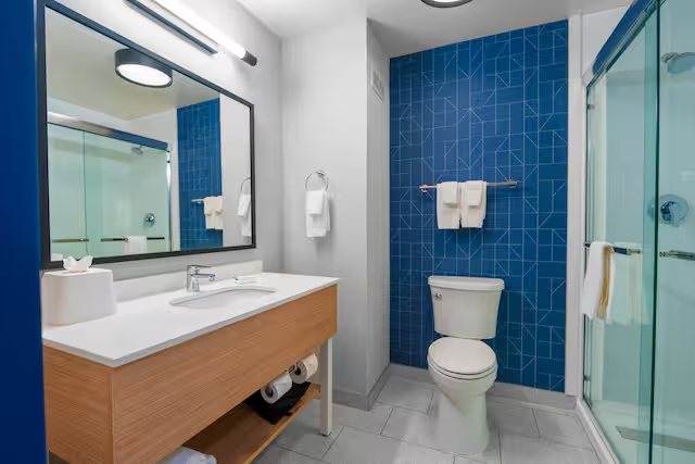 Spark by Hilton Lake George Outlets — Bathroom