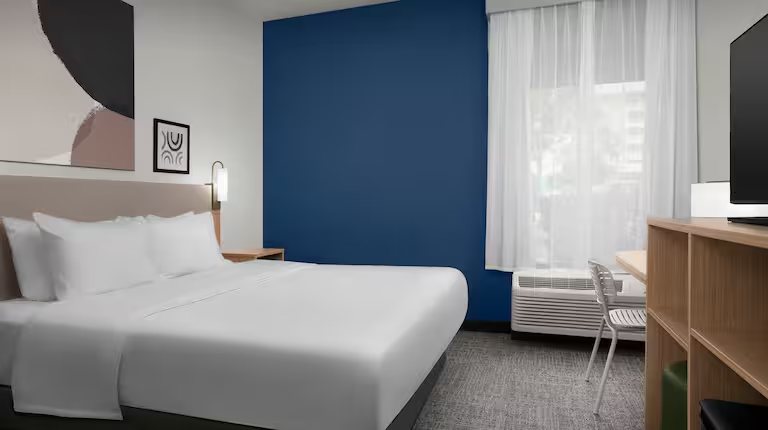 Spark By Hilton San Antonio Northwest Near Six Flags — Guest room
