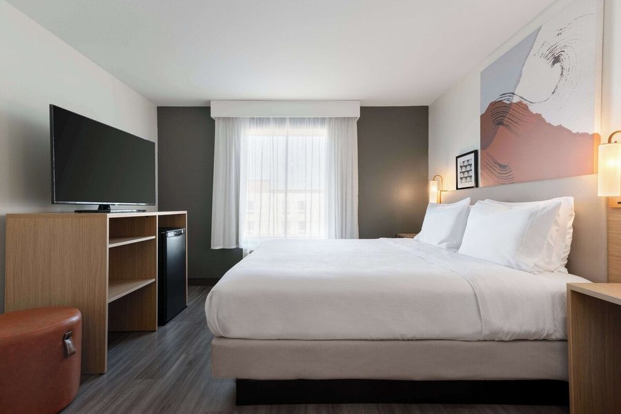 Spark By Hilton Savannah South I 95 — Guest room