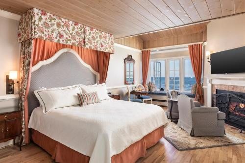 Spindrift Inn — Guest room