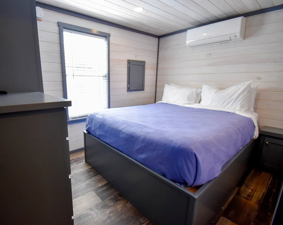 Splash Rv Resort — Guest room