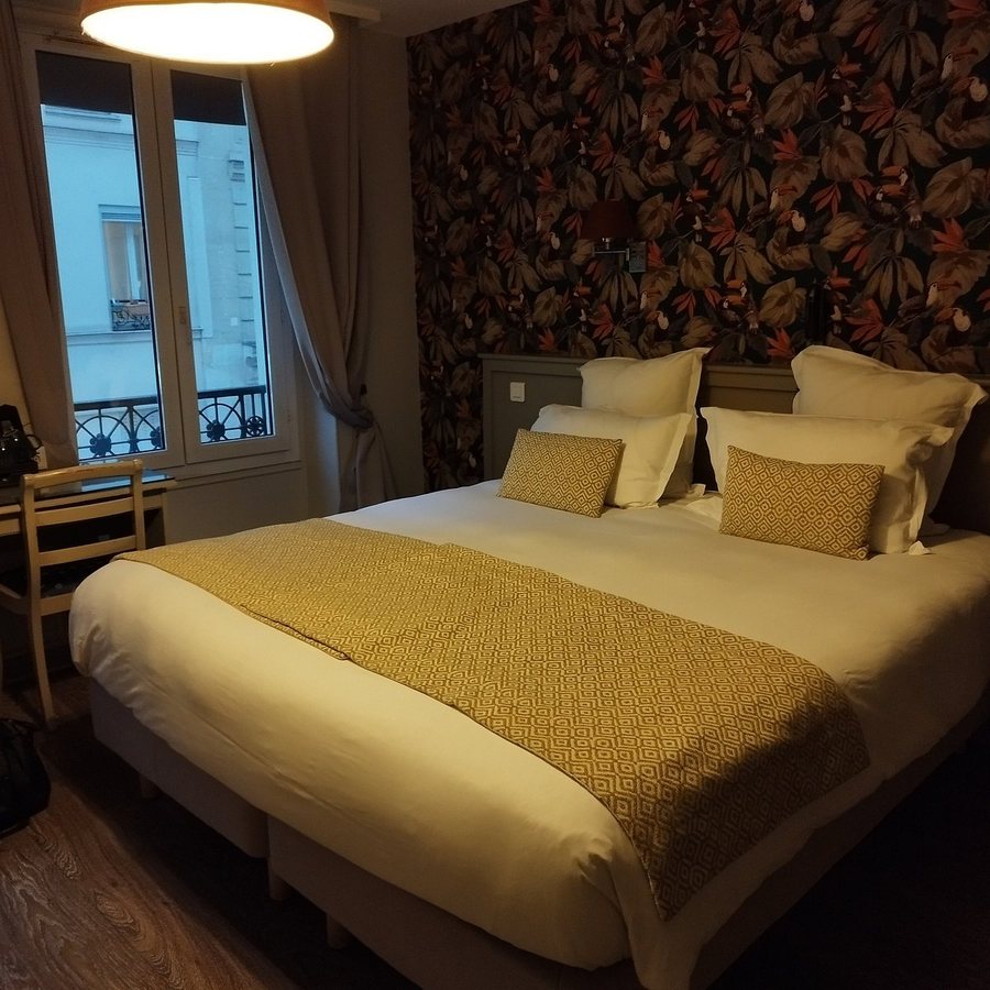 Splendid Hotel — Guest room