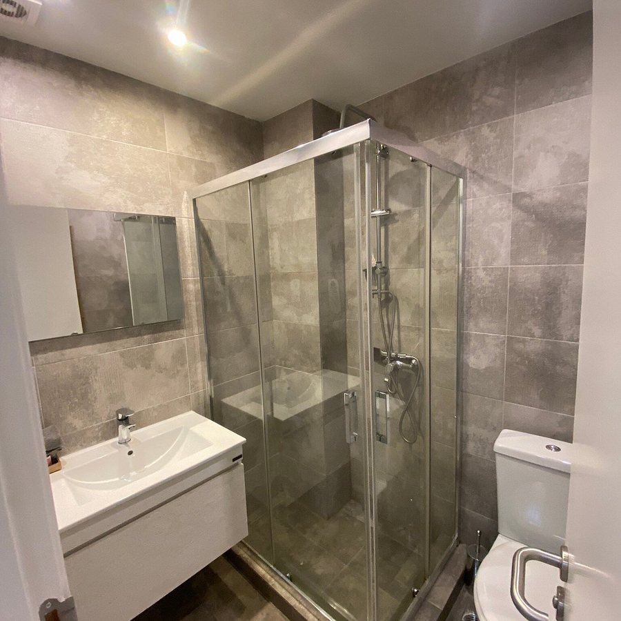 Spot Apart Residencies — Bathroom