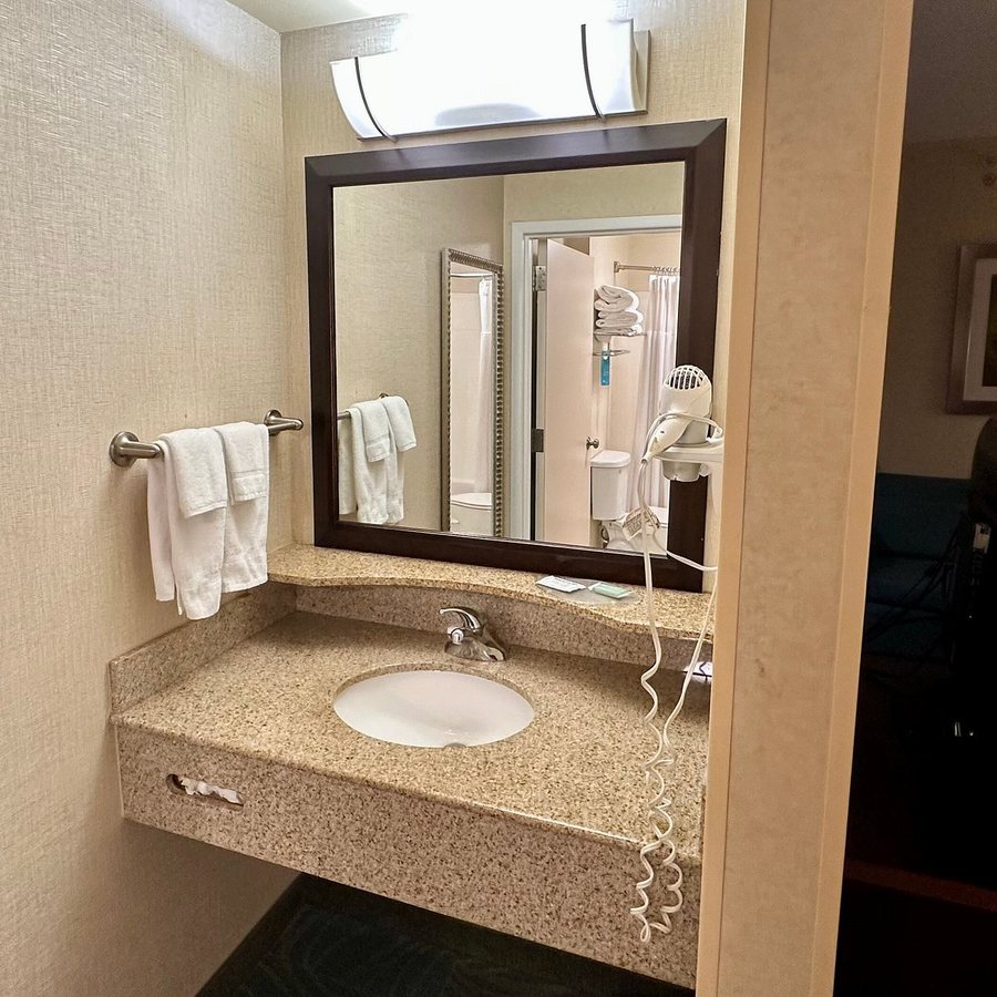 SpringHill Suites by Marriott Arundel Mills BWI Airport — Bathroom