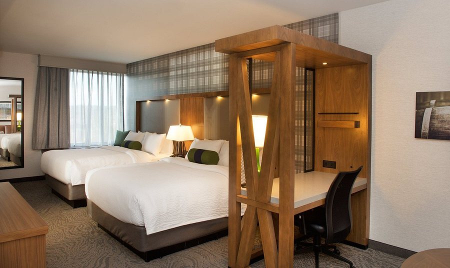Springhill Suites by Marriott Bend — Guest room