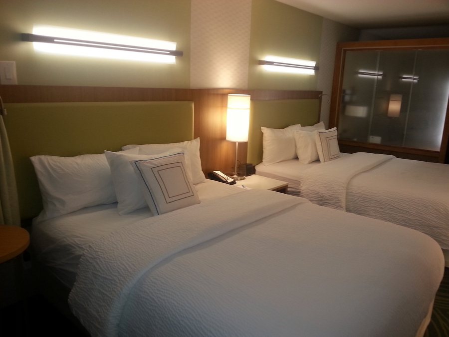 SpringHill Suites by Marriott Bloomington — Guest room