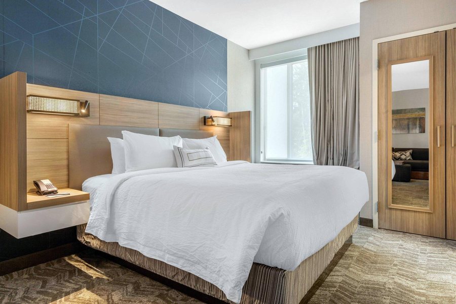 SpringHill Suites by Marriott Charlotte Southwest — Guest room