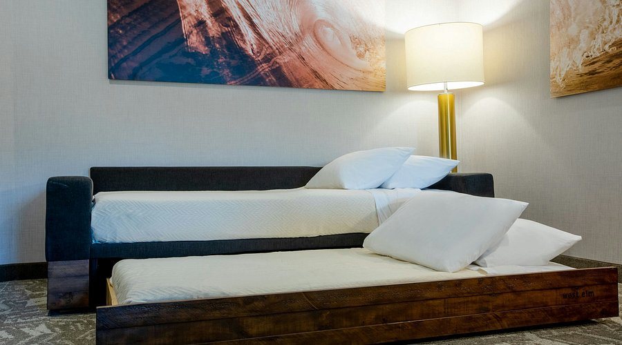 SpringHill Suites by Marriott Chester — Guest room