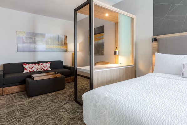 SpringHill Suites by Marriott Columbia — Guest room